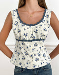 Women's Fashion Top in N Flattering Fit for Everyday Wear