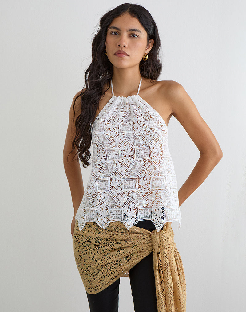 Women's Halterneck Top in Whit Flattering Fit for Everyday Wear