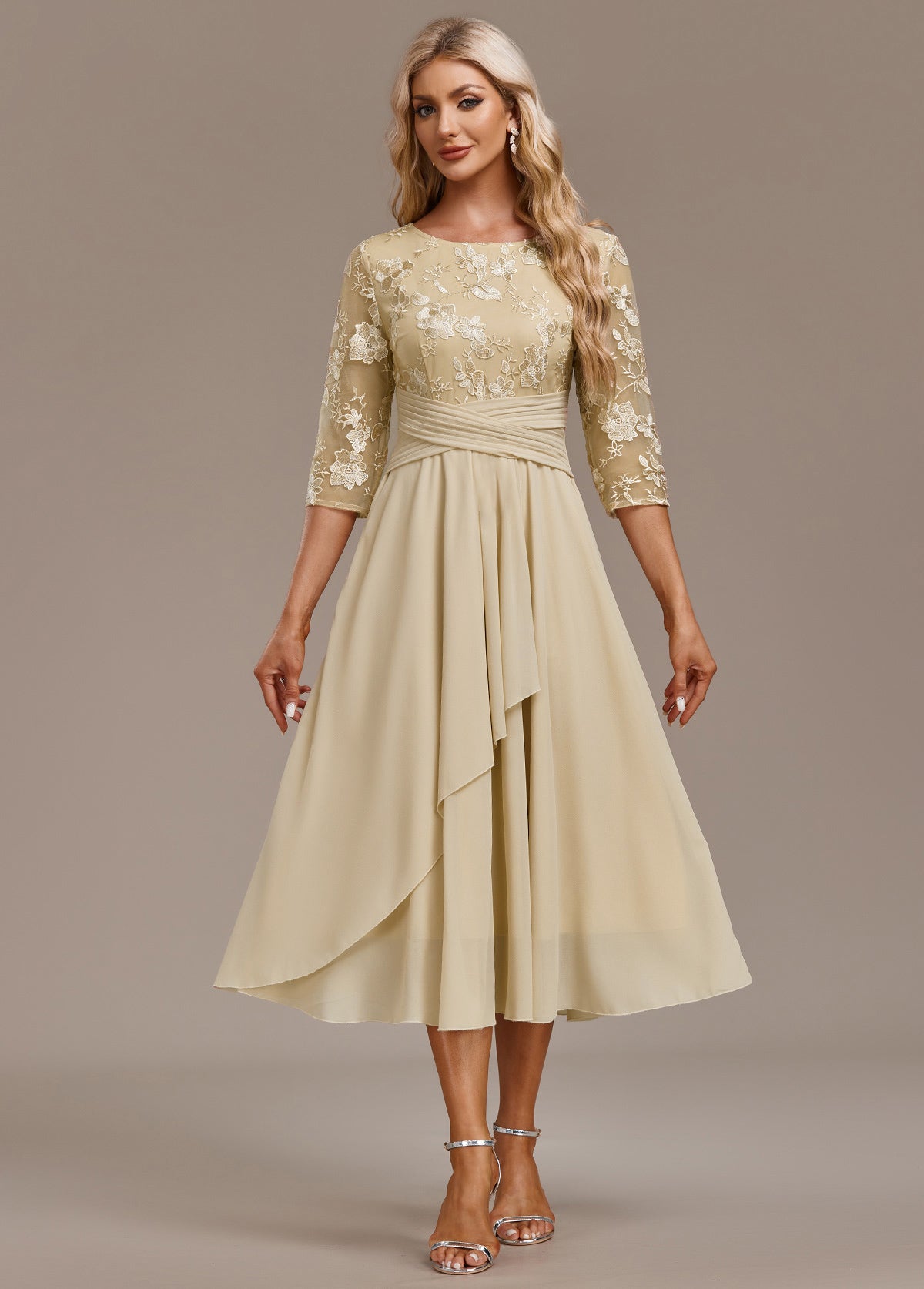 Women's Floral Flowy Midi Dress in Floral for Date Night