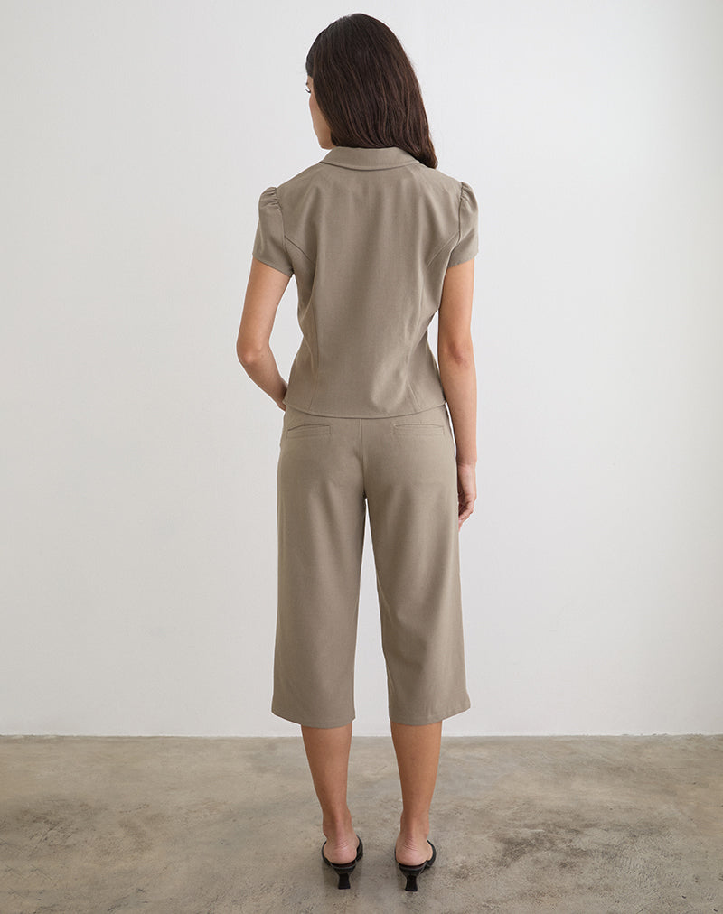 Women's Button-Up Blous Flattering Fit for Everyday Wear