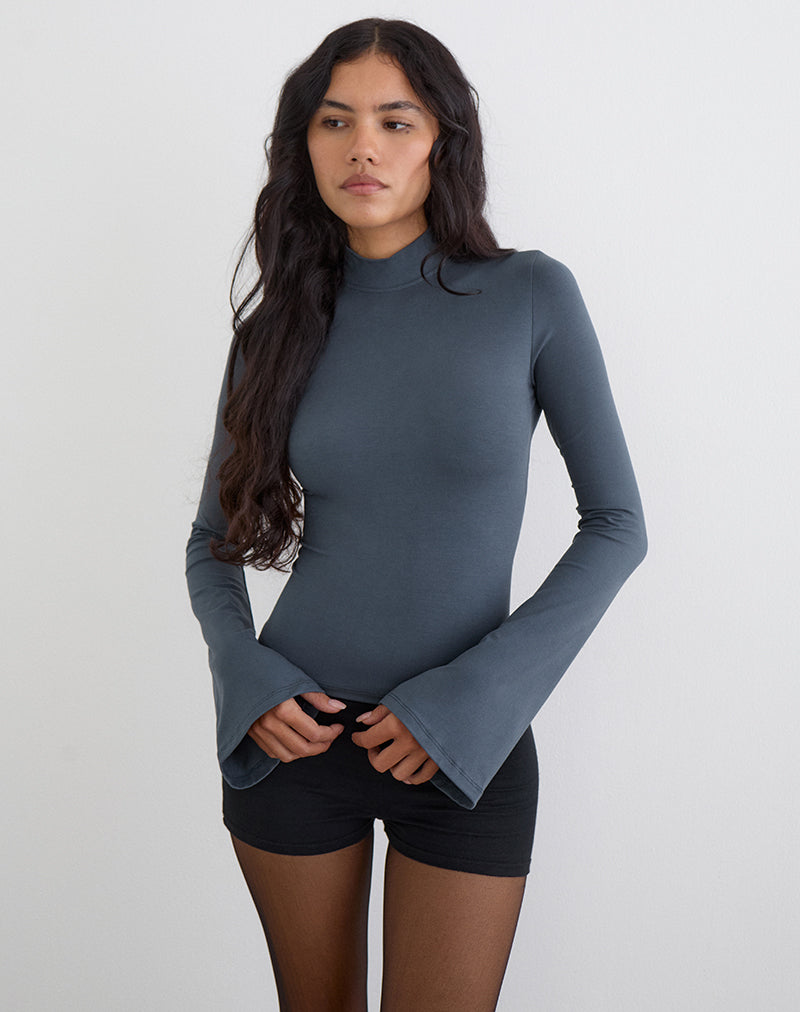 Women's Jersey Long Sleeve Slim Top in Grey for Everyday Wear