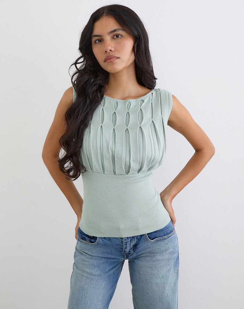 Women's Fashion Top in Green Flattering Fit for Everyday Wear